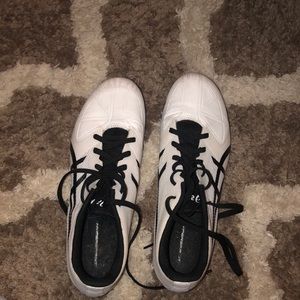 Asics Women’s Sprinting Shoes With Spikes